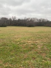 16320 Ivy Road, Carthage, MO 64836