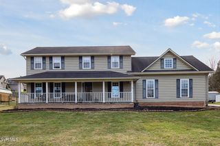 136 Paddle Creek Rd, Bristol, TN 37620