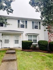 311 Pheasant Run Ct, Blacksburg, VA 24060