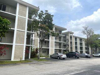 2900 NW 48th Ter #310, Lauderdale Lakes, FL 33313