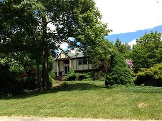124 Hampton Rd, Sharon, MA 02067