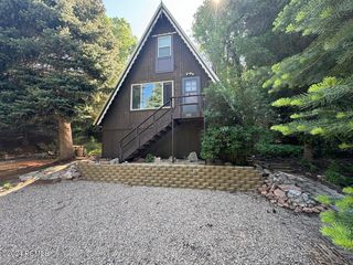8512 Weber Dr, Oakley, UT 84055