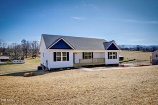 450 Barren Valley Rd, Chuckey, TN 37641
