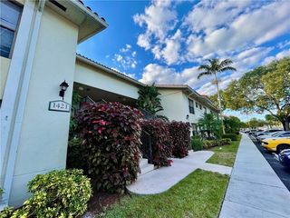 1421 Windorah Way #H, West Palm Beach, FL 33411