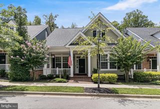 38 Derby Dr, La Plata, MD 20646