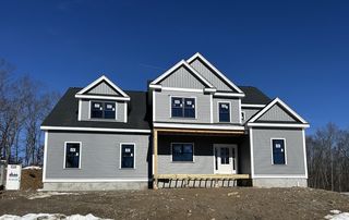 65 Sperry Ln, North Attleboro, MA 02760