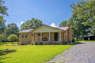 126 Gilbreath St, Crossville, AL 35962