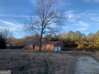 8750 Sandy Cross Rd, Carnesville, GA 30521