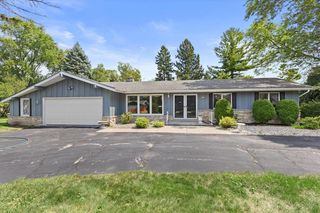 2310 Guinevere DRIVE, Brookfield, WI 53045