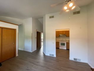 816 Spellman St, Mount Horeb, WI 53572