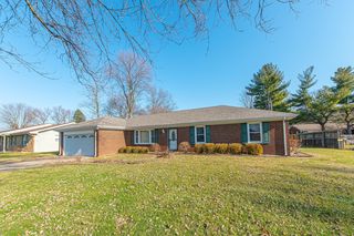 3261 Taylor Rd, Columbus, IN 47203