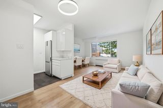 2755 Ordway St NW #203, Washington, DC 20008