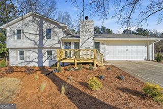 145 Timbermill Cir, Carrollton, GA 30116