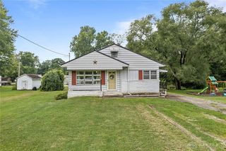 1199 Flora Ave, Ripley, OH 45167