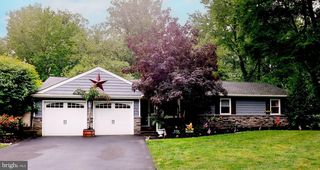 200 Strawberry Cir, Langhorne, PA 19047