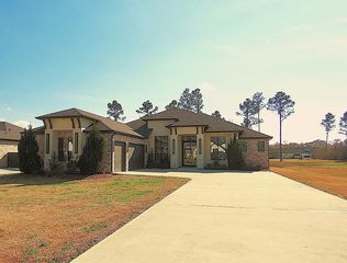 51 Road 6613, Dayton, TX 77535