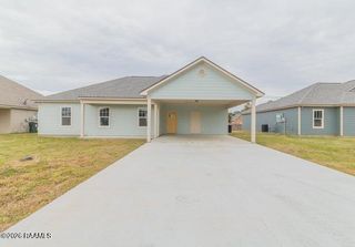 1007 Lillian Michel Dr, Breaux Bridge, LA 70517