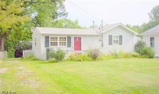 267 Horn St, Barberton, OH 44203