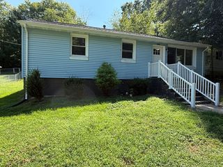 2404 Western St, Hopewell, VA 23860