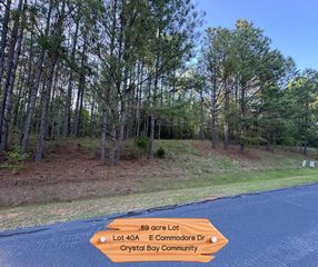 Lot-40A E  Commodore, Laurens, SC 29360