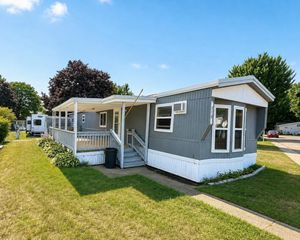 318 Birch Trail Dr, Pt Sanilac, MI 48469