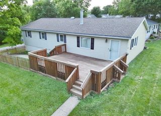 422 E  Thompson St, Maryville, MO 64468