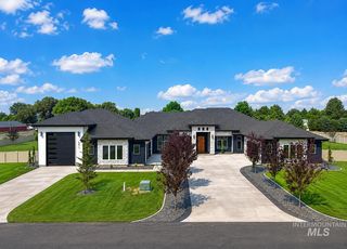 5411 S  Fountain Hills Ct, Nampa, ID 83686