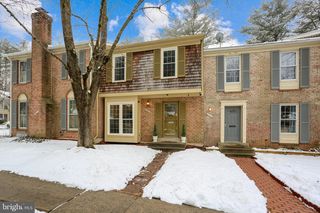 10077 Maple Leaf Dr, Montgomery Village, MD 20886