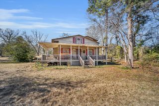 812 N  Pearl St, Big Sandy, TX 75755