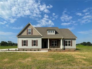 1302 Joe Hall Rd, Hope Mills, NC 28348
