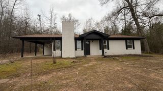 611 Sand Ave, Henderson, TX 75652