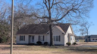 25450 Honeysuckle Dr, Seaford, DE 19973