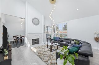 17711 Margate St #316, Encino, CA 91316