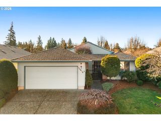 15616 NE Tillamook St, Portland, OR 97230