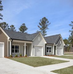 1 Nestledown Dr #176, Huntsville, AL 35824
