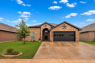 1240 Camden Yard Dr, Burleson, TX 76028