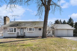 927 Farrell Ave, Kalamazoo, MI 49006