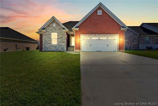 5609 Buckthorne Drive, Jeffersonville, IN 47130