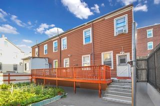 14 Dudley Ter, Dorchester, MA 02125