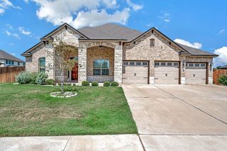 613 Salisbury Dr, Woodway, TX 76712
