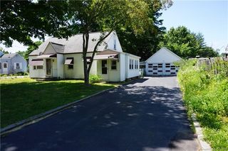 30 Old Kent Rd, Mansfield, CT 06250