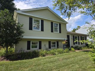 12920 Framingham Ct, Herndon, VA 20171