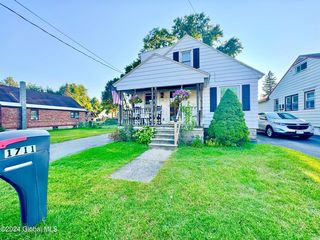 1711 Suffolk Avenue, Schenectady, NY 12303