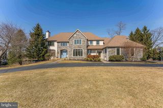 1115 Legacy Ln, West Chester, PA 19382
