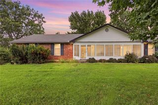 13508 E  264th St, Peculiar, MO 64078