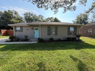 215 Robyn Dr, Winchester, KY 40391