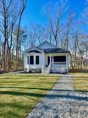 8419 Raccoon Ln, Berlin, MD 21811