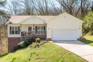 506 Ethyelyn Ln, Hixson, TN 37343