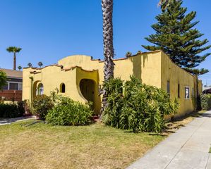 3857 2nd Ave, Los Angeles, CA 90008