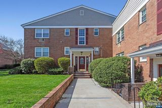605 Grove St #F3, Clifton, NJ 07013